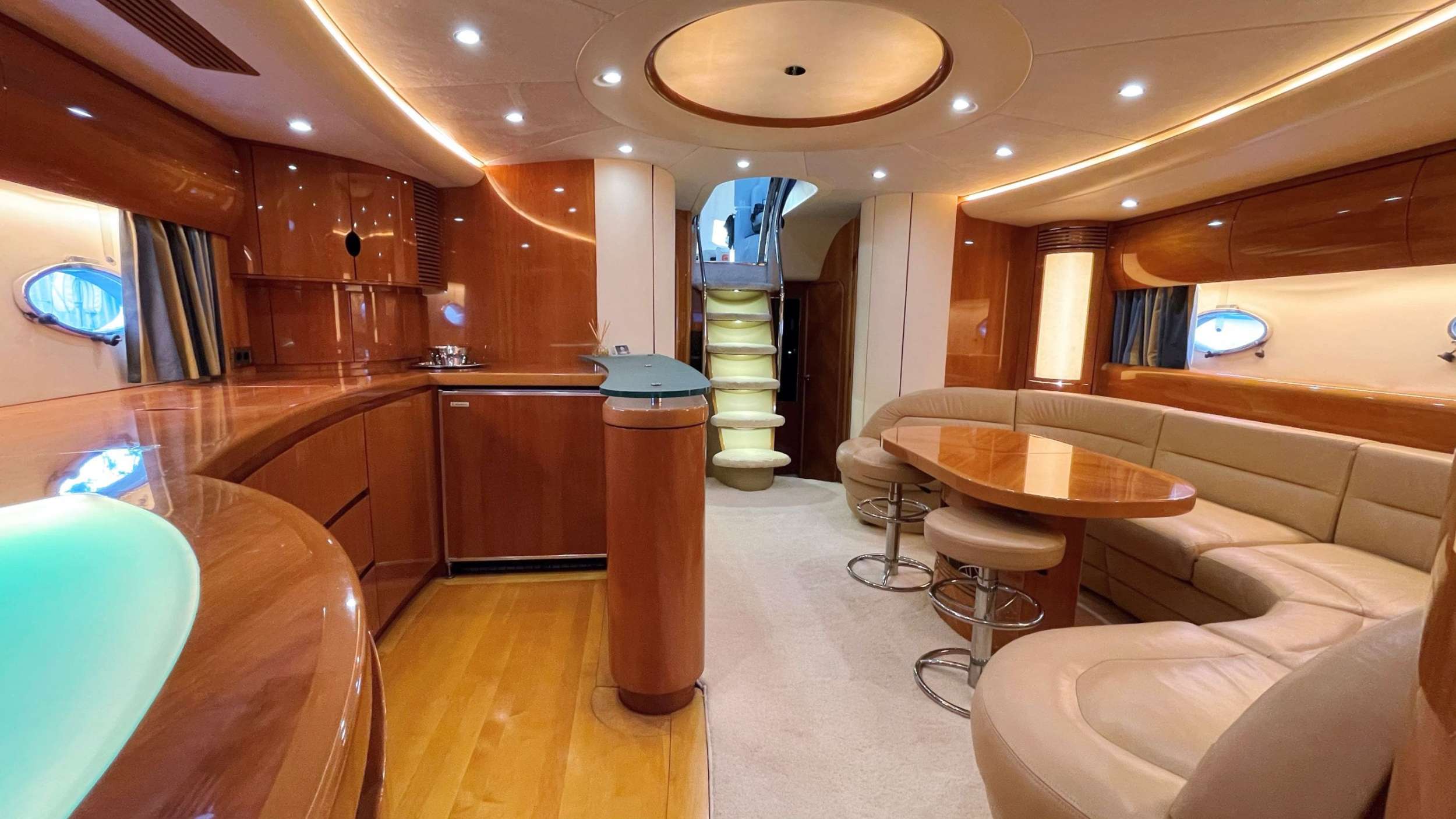 Interior Luxury Yacht Browser by CHARTERWORLD Superyacht Charter